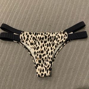 Victoria Secret Cheeky Cheetah Bottoms